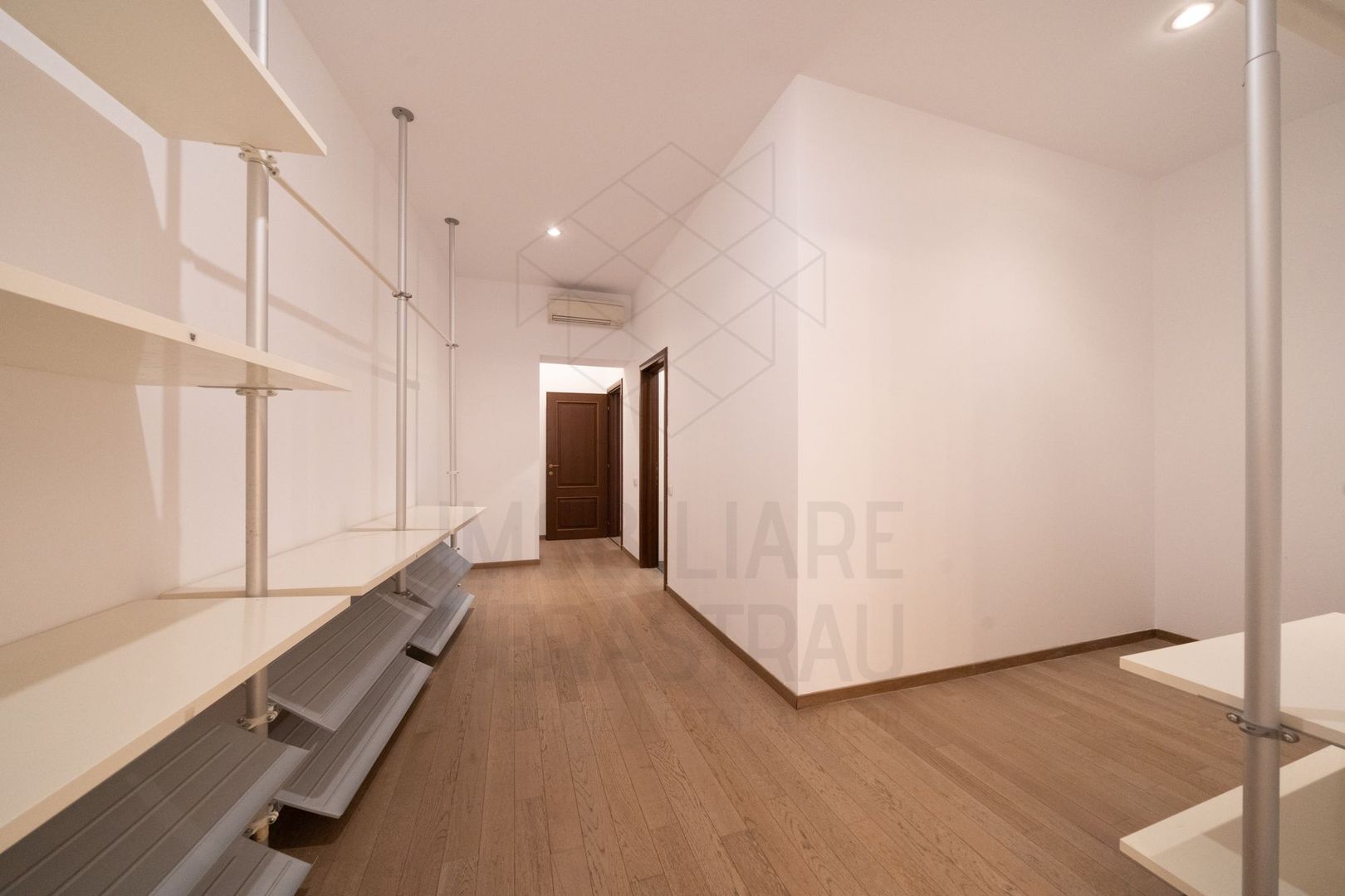 RIKYU Residence – Duplex 4 camere langa Parc Herastrau