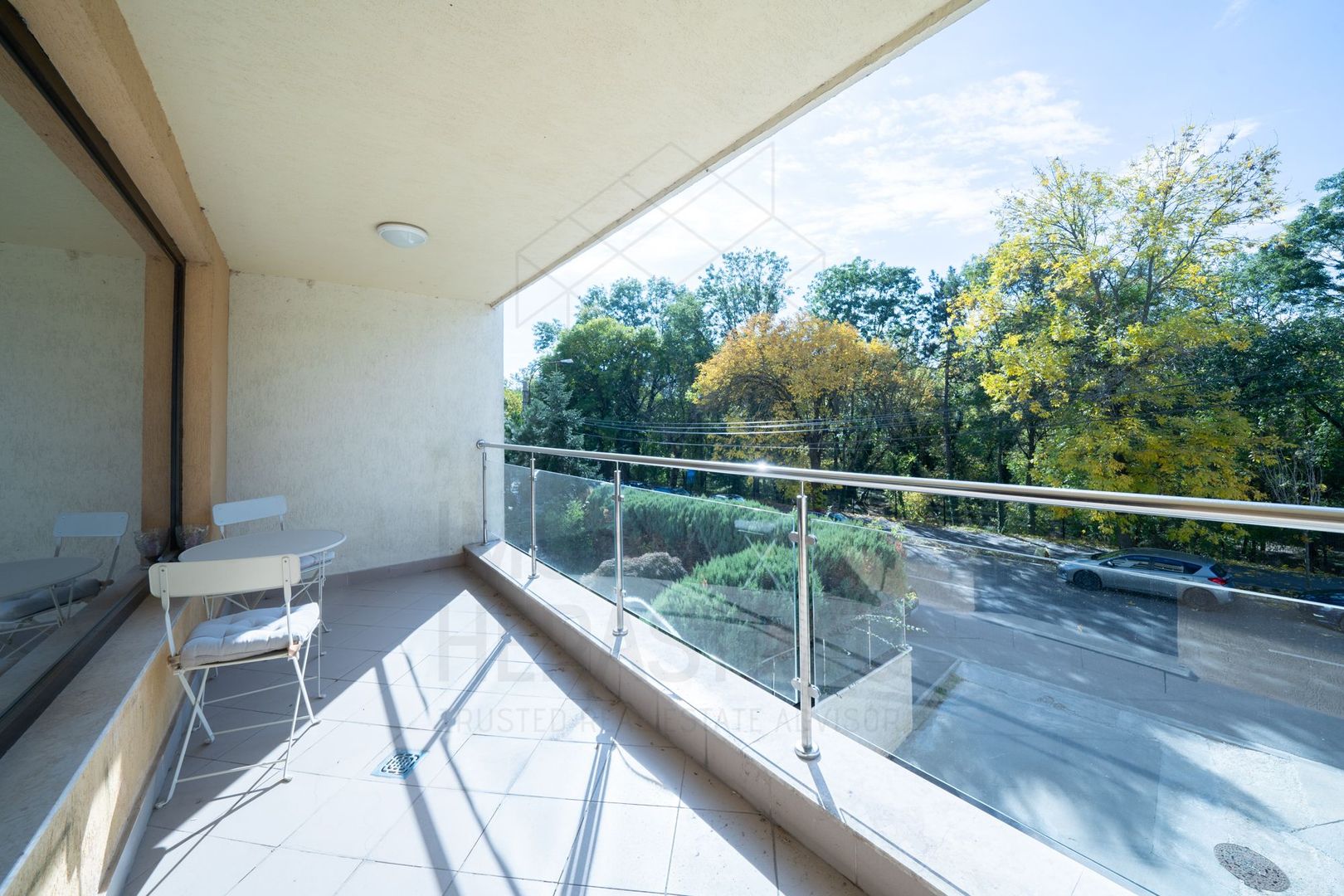 Nordului stradal,vedere Parc, Birou .