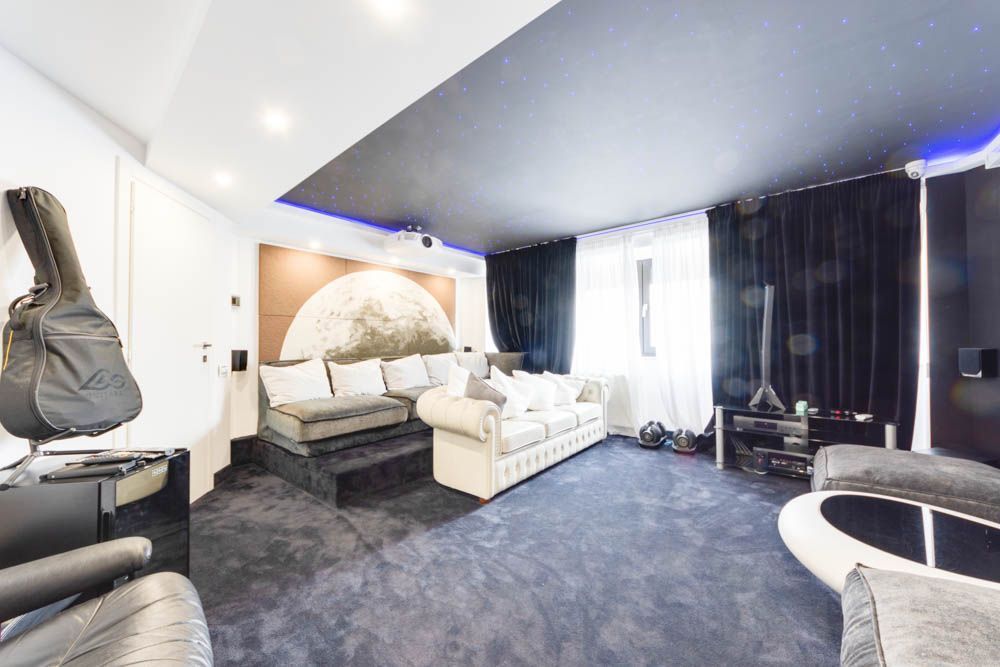 Villa Hellianthus | In the CENTER of the most wanted district of Bucharest