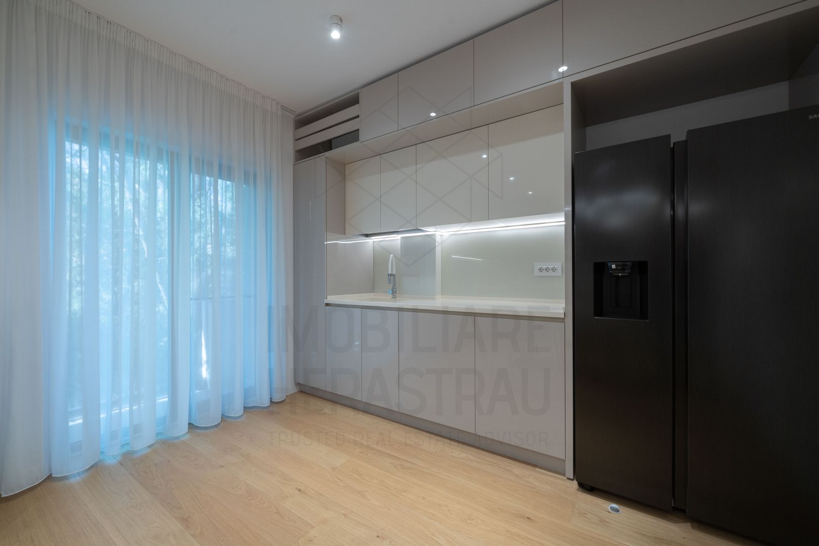 Apartment, Compozitorilor area