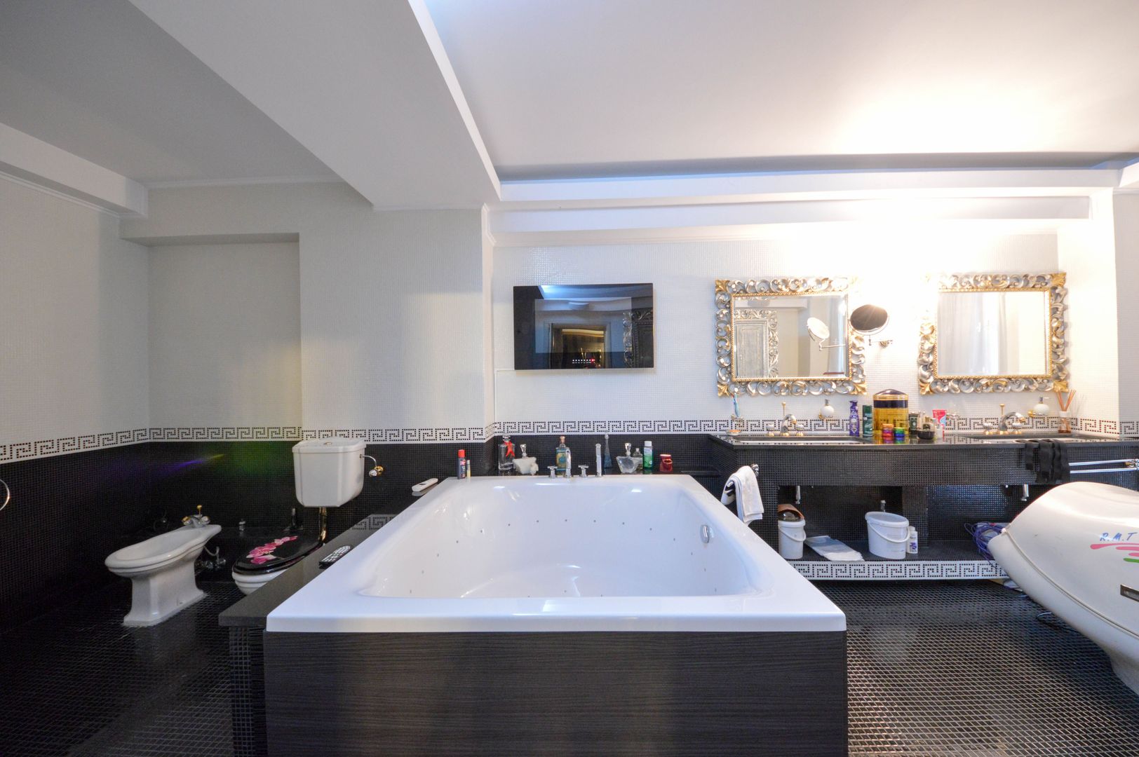 7 room House / Villa for sale, Herastrau area