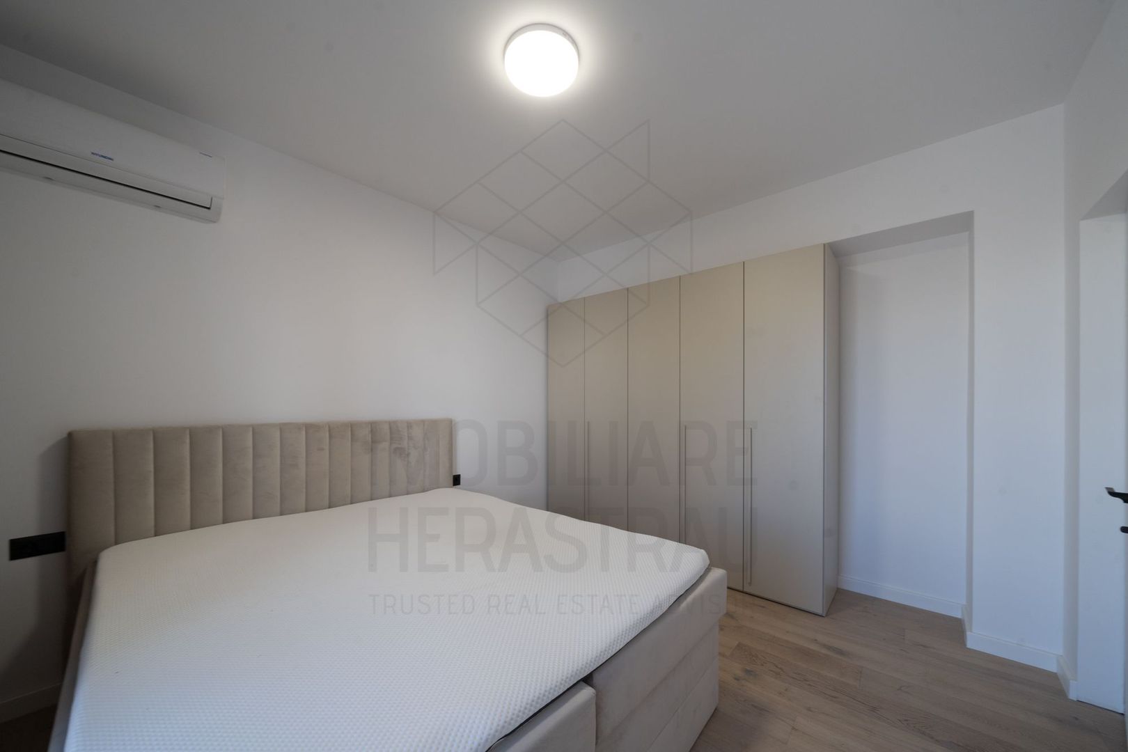 Apartament 3 camere Aviatiei | La 3 minute de metrou