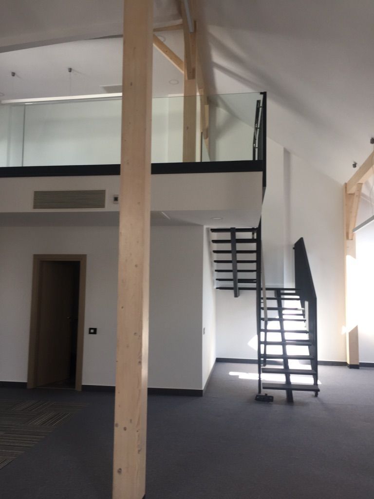 12 room House / Villa for sale, Polona area