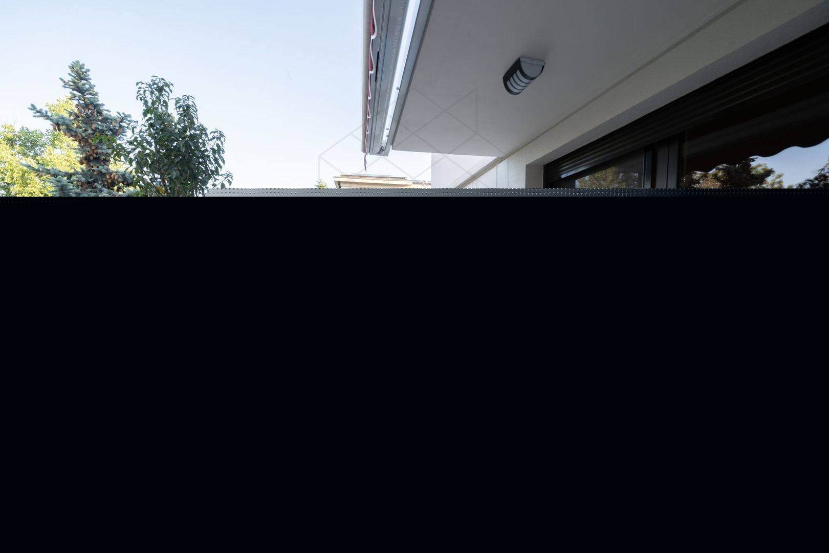 Reședință interbelică cu personalitate arhitecturală distinctă în zona Dorobanți