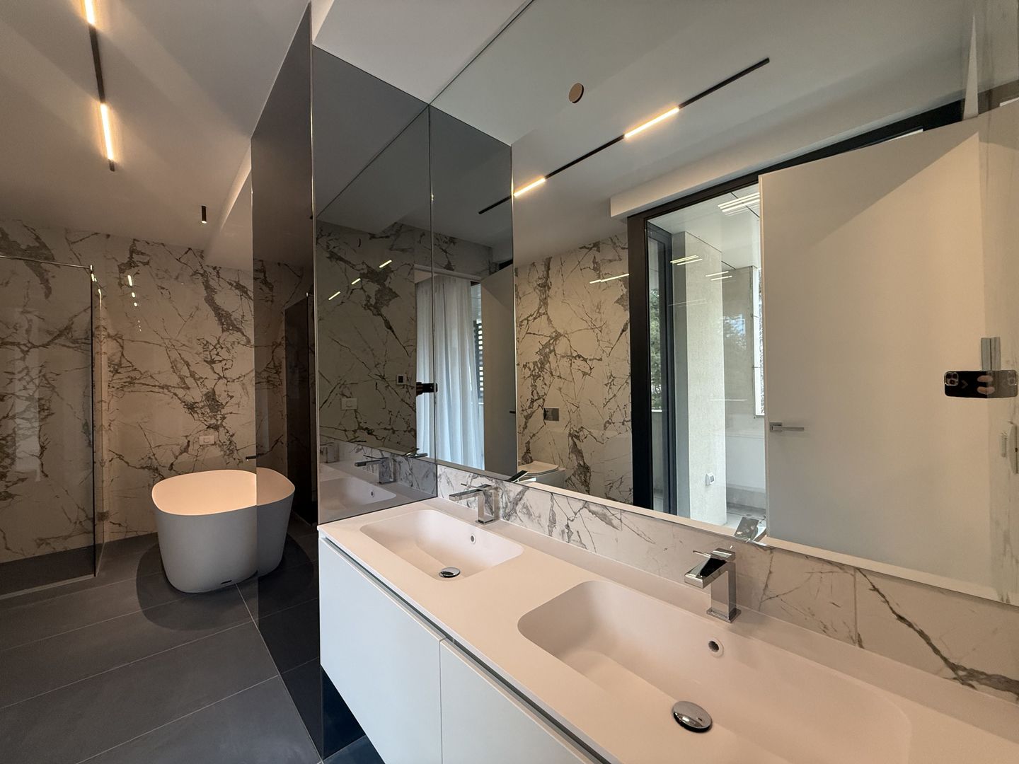 Exclusive apartment with terrace | Boutique building | Near Herastrau Park