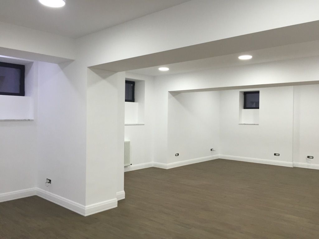 12 room House / Villa for sale, Polona area