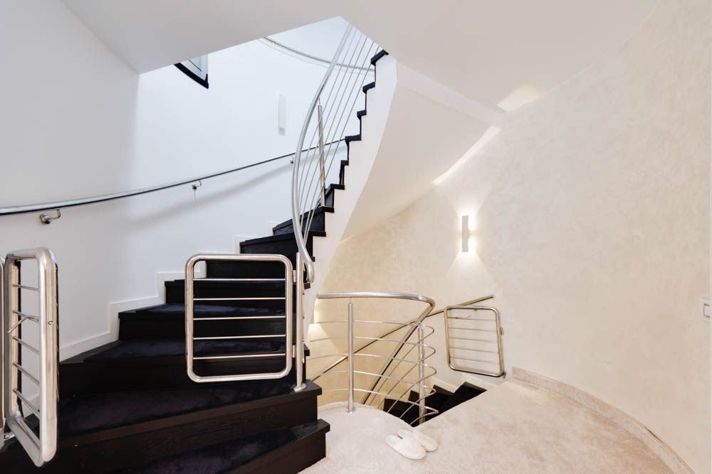 Villa Hellianthus | In the CENTER of the most wanted district of Bucharest