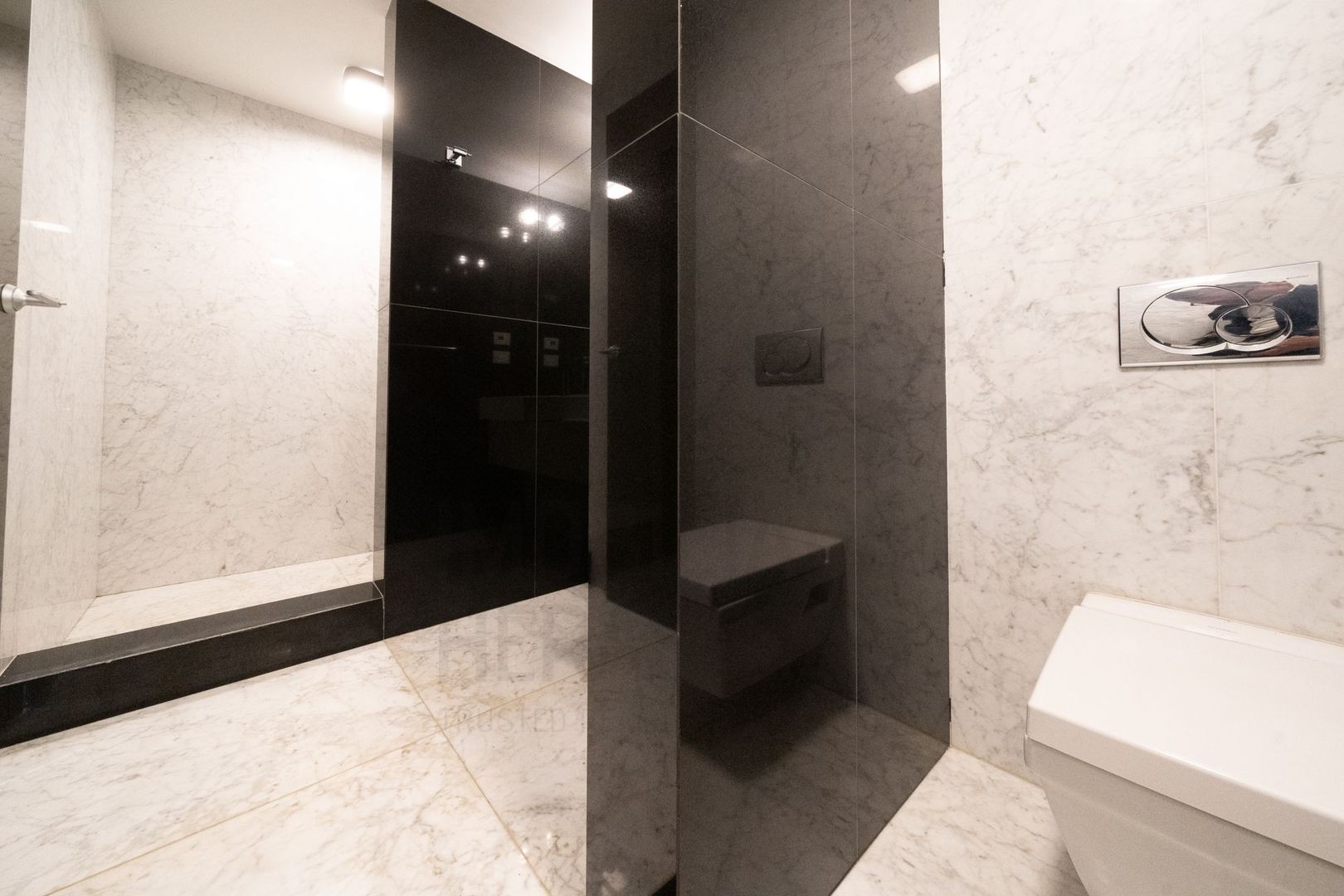 Verdi Park Suite | Floreasca | Parcare și boxa