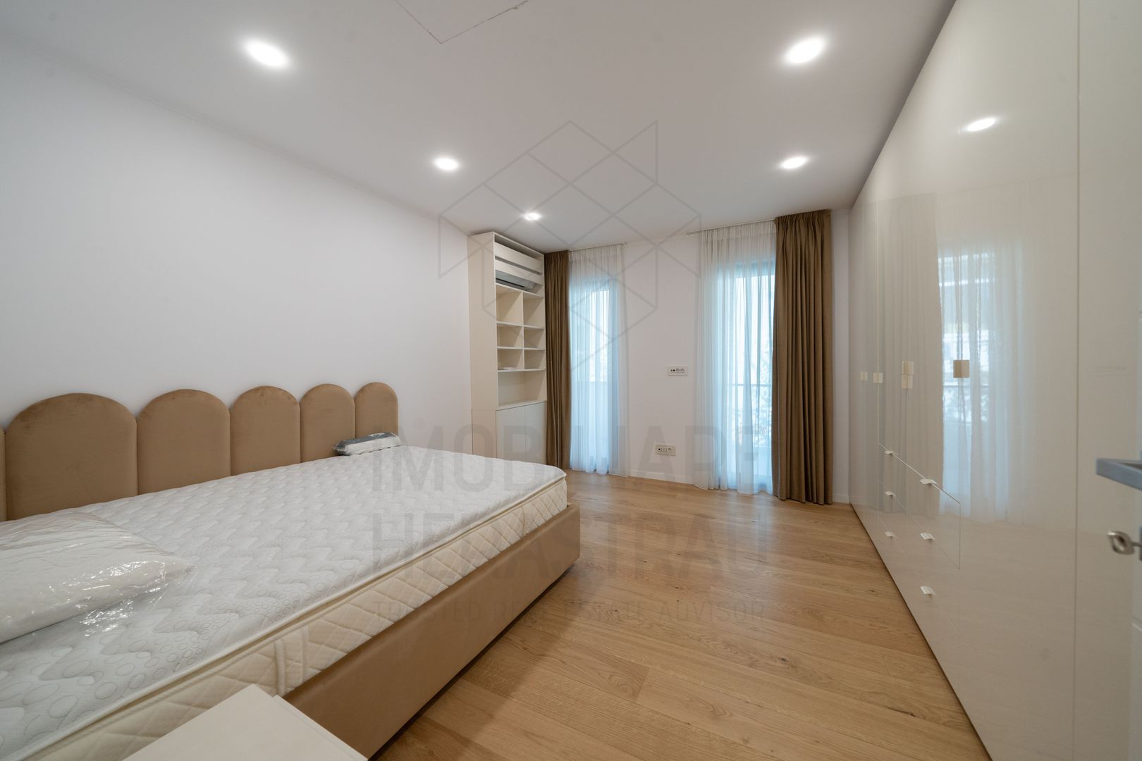 Apartment, Compozitorilor area