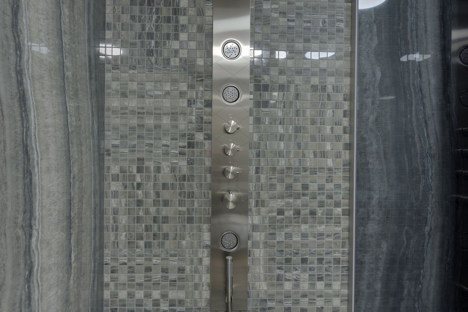 Casa Duplex | Voluntari