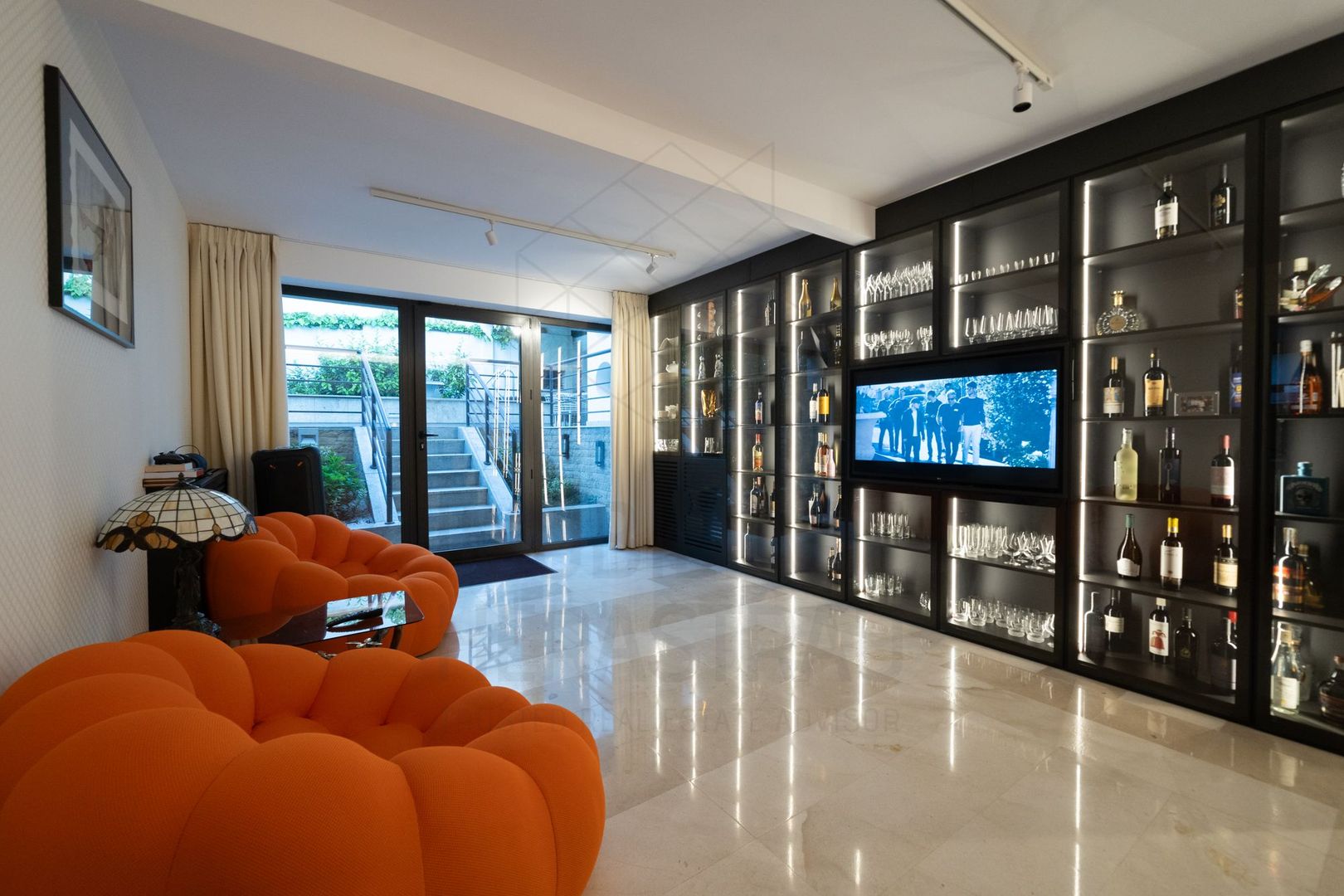 Reședință interbelică cu personalitate arhitecturală distinctă în zona Dorobanți