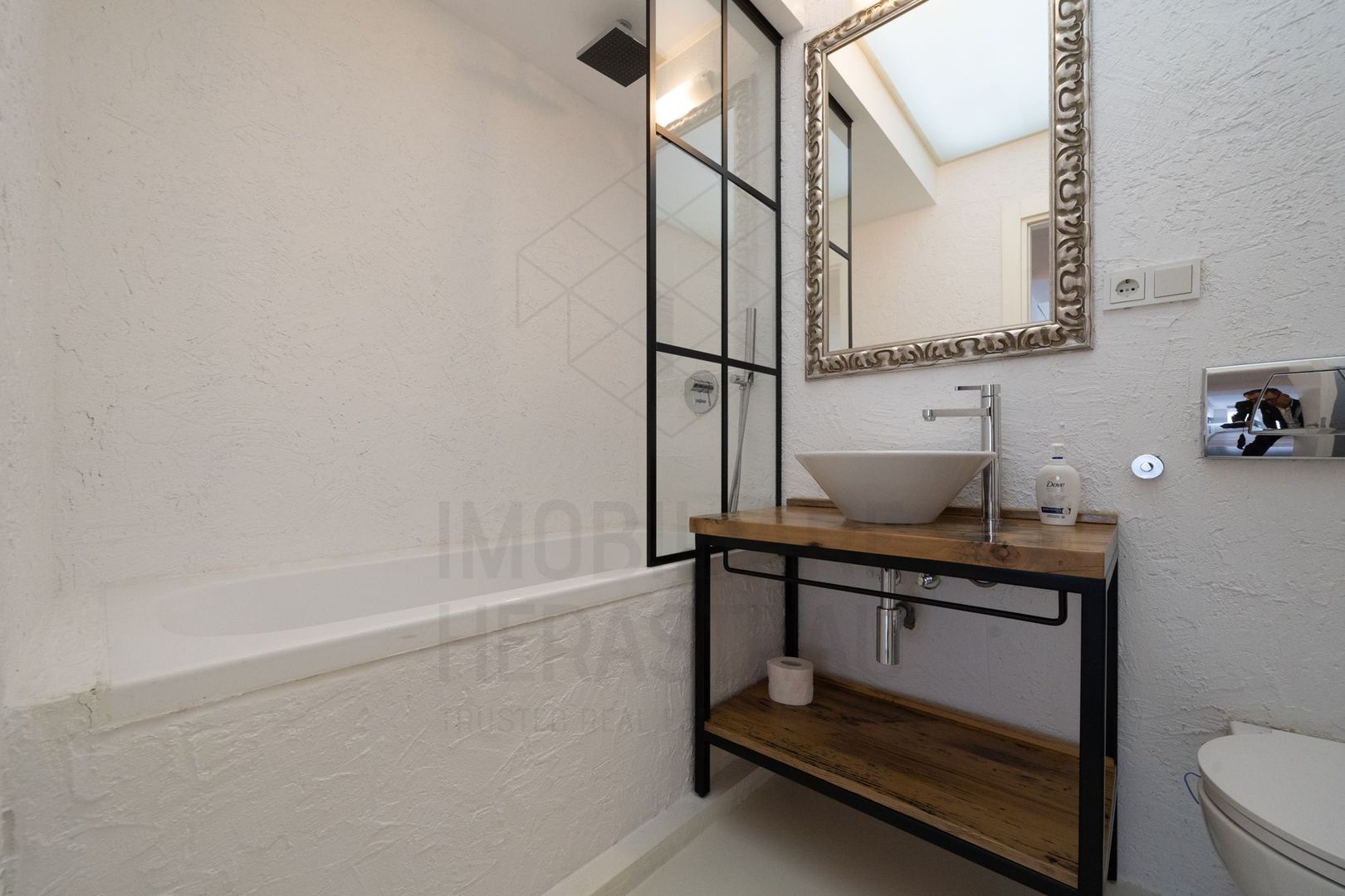 Freya Suite | Satul Francez | Apartament de lux cu vedere deschisa