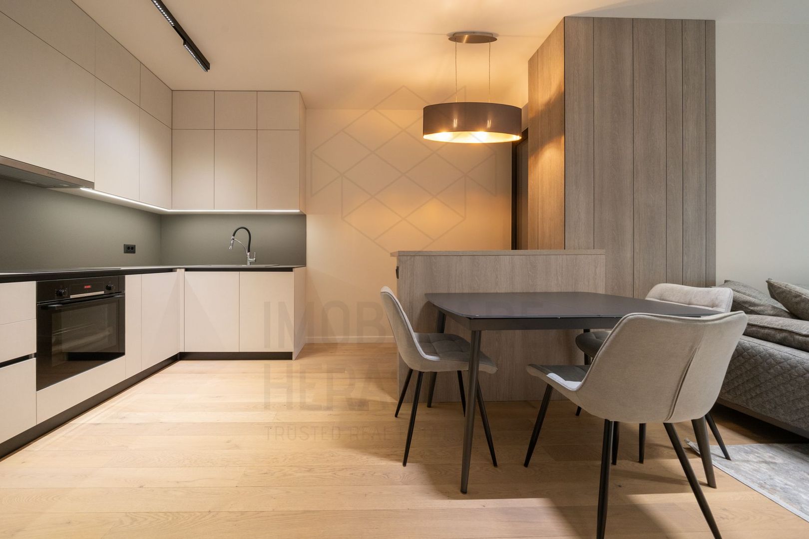 Win Herastrau | 2 camere de inchiriat | Vedere parc