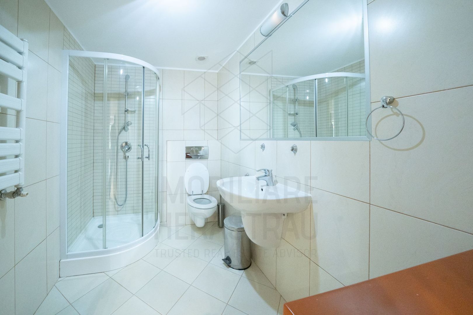 Nordului stradal,vedere Parc, Birou .