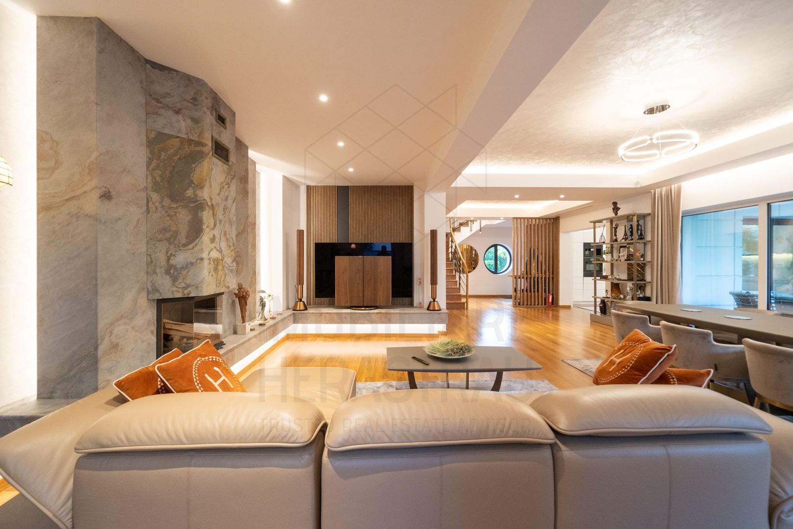 Reședință interbelică cu personalitate arhitecturală distinctă în zona Dorobanți