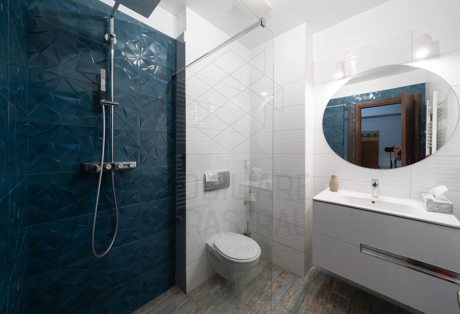 Apartament la parter cu 3 camere de vanzare in zona Soseaua Nordului