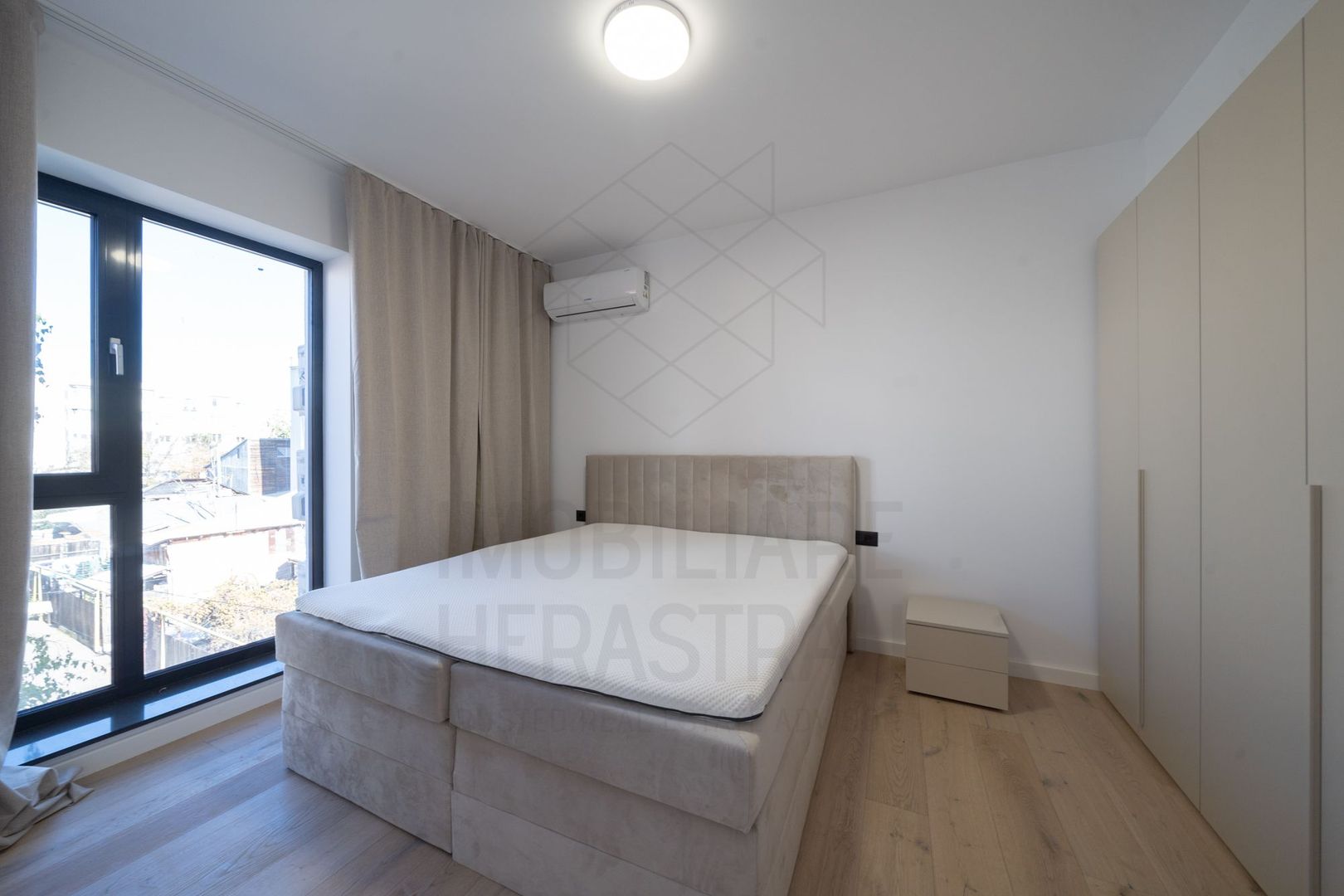 Apartament 3 camere Aviatiei | La 3 minute de metrou