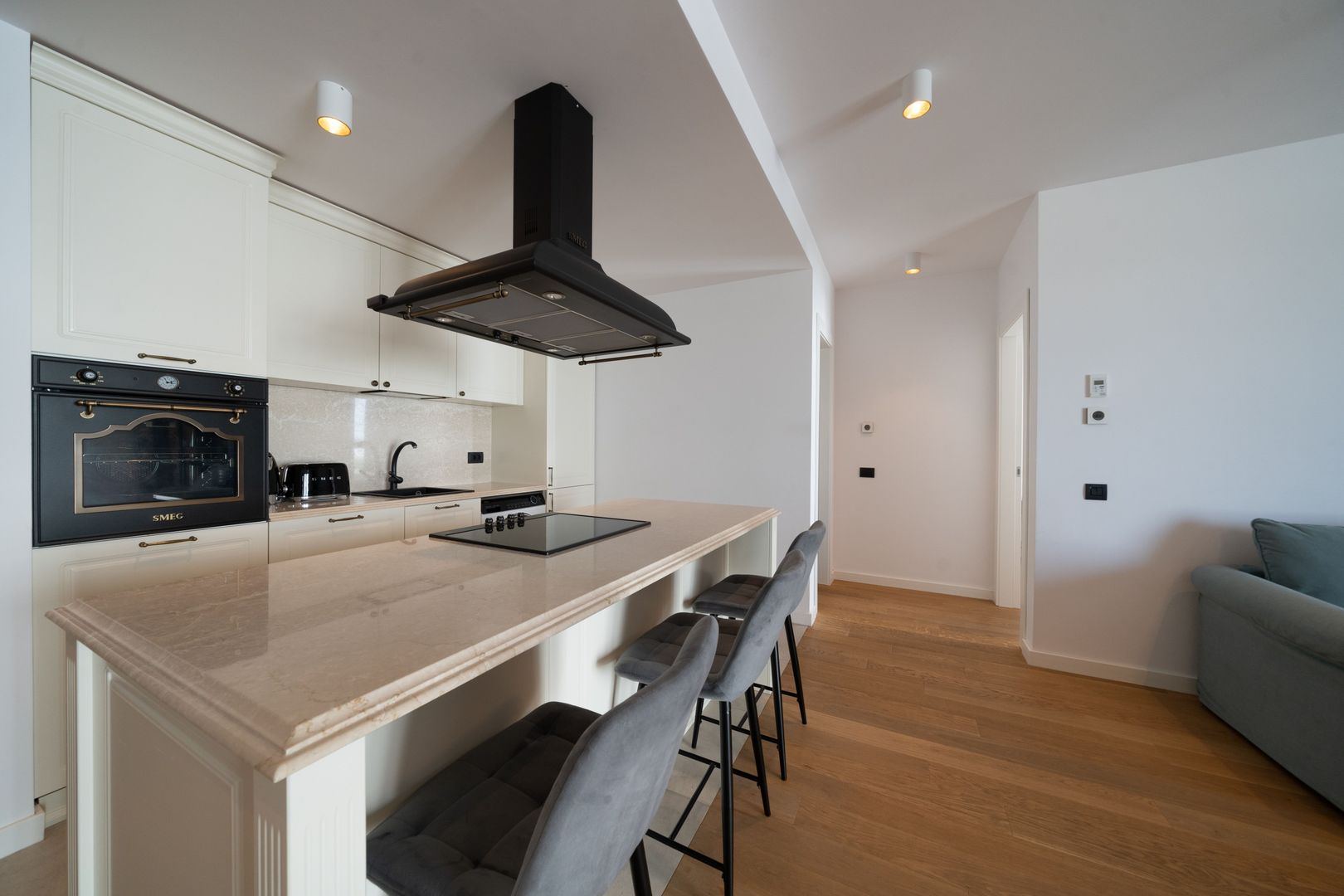 2 room Apartment for sale, Herastrau area