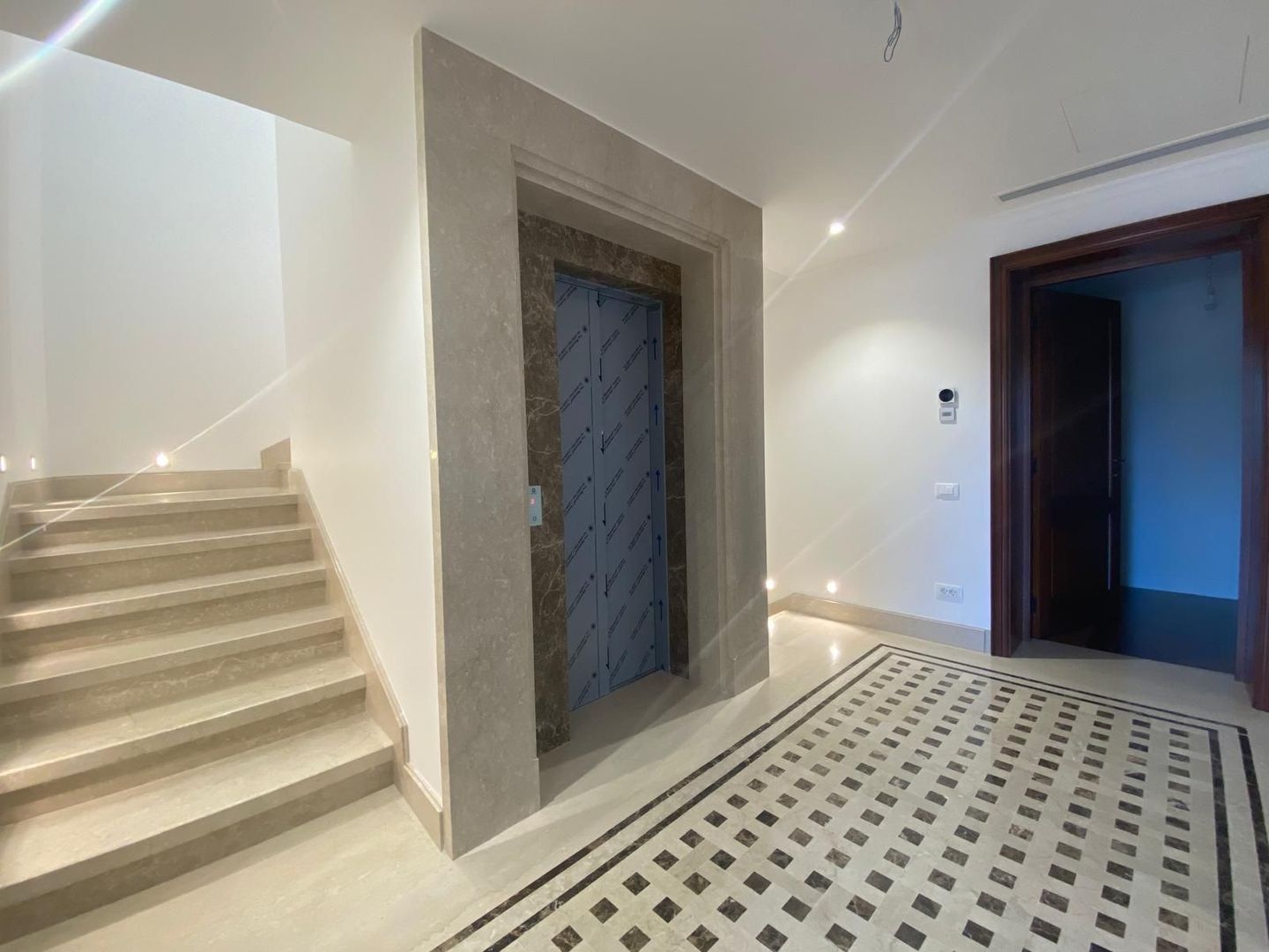 16 room House / Villa, Dorobanti area